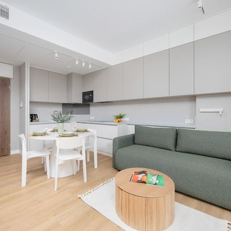Exceptional Business Apartments By Noclegi Renters Варшава Экстерьер фото