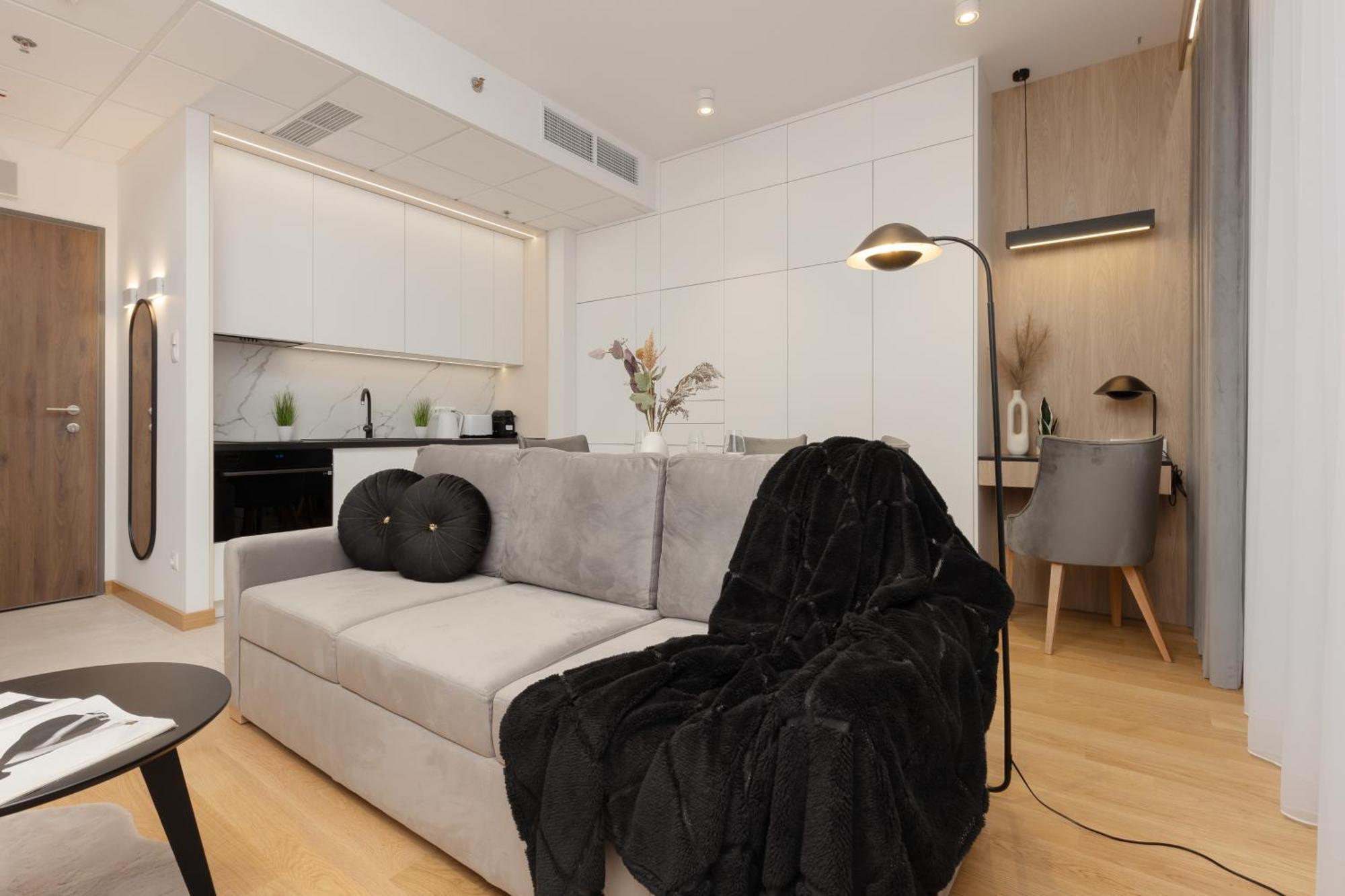 Exceptional Business Apartments By Noclegi Renters Варшава Экстерьер фото