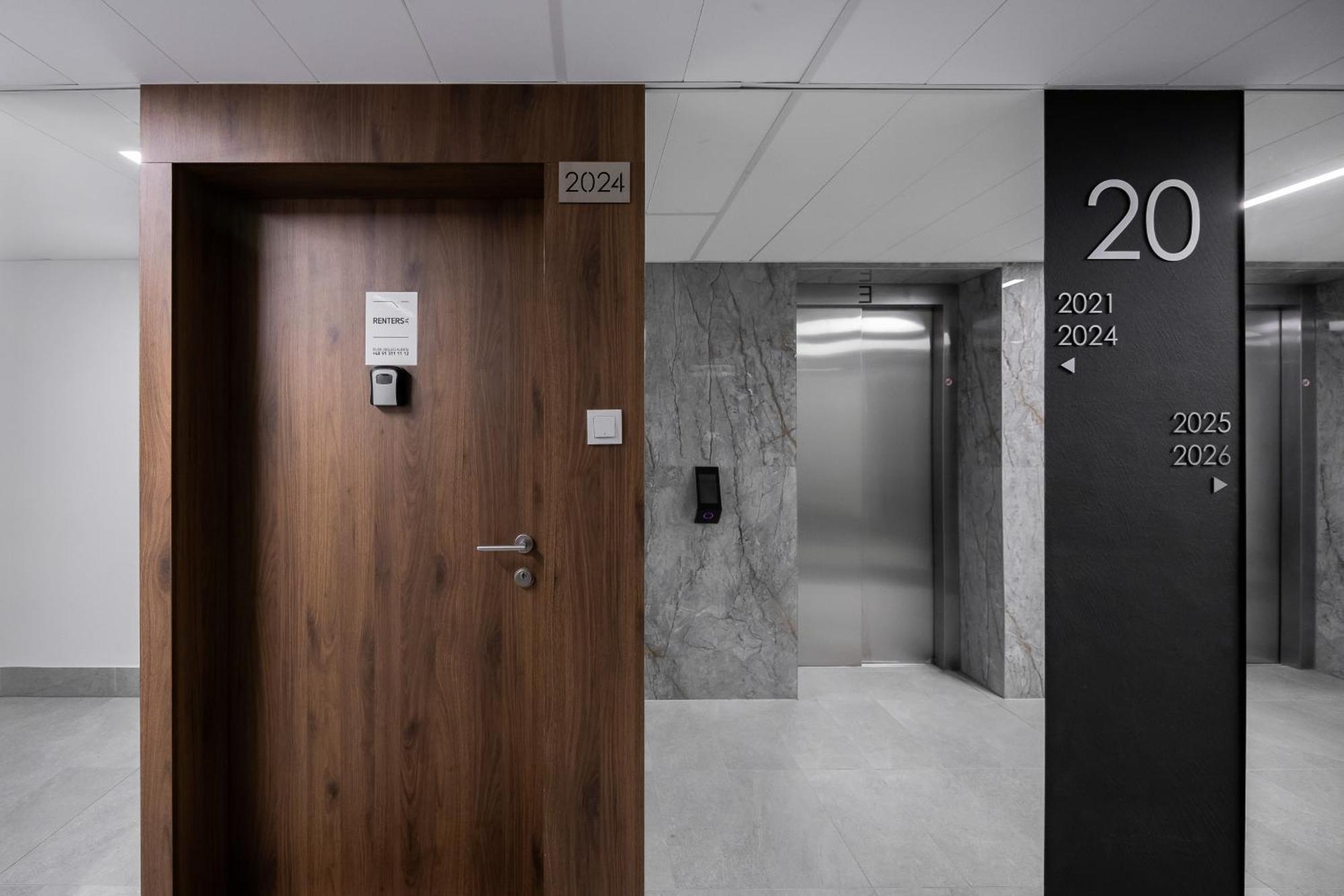 Exceptional Business Apartments By Noclegi Renters Варшава Экстерьер фото
